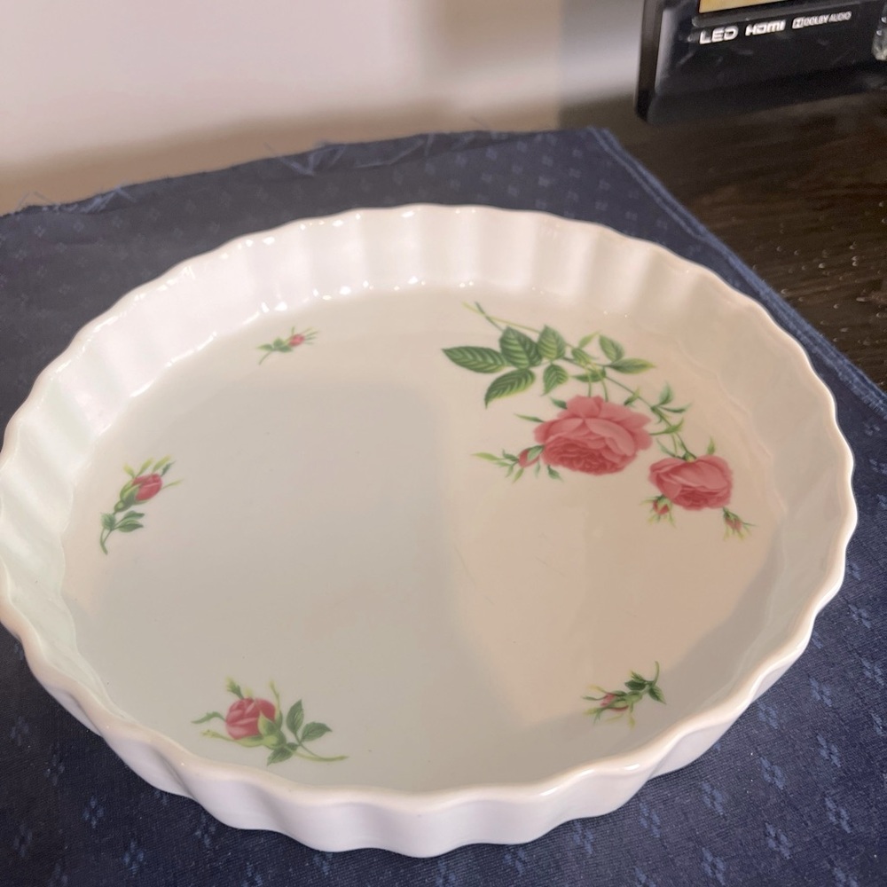 Vintage Christineholm Porcelain Rose Fluted Quiche Tart Dish Bakeware Beautiful